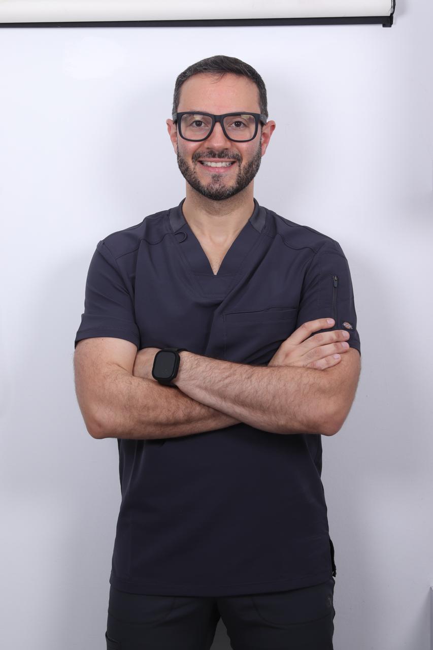 Dr. Carlos Soto