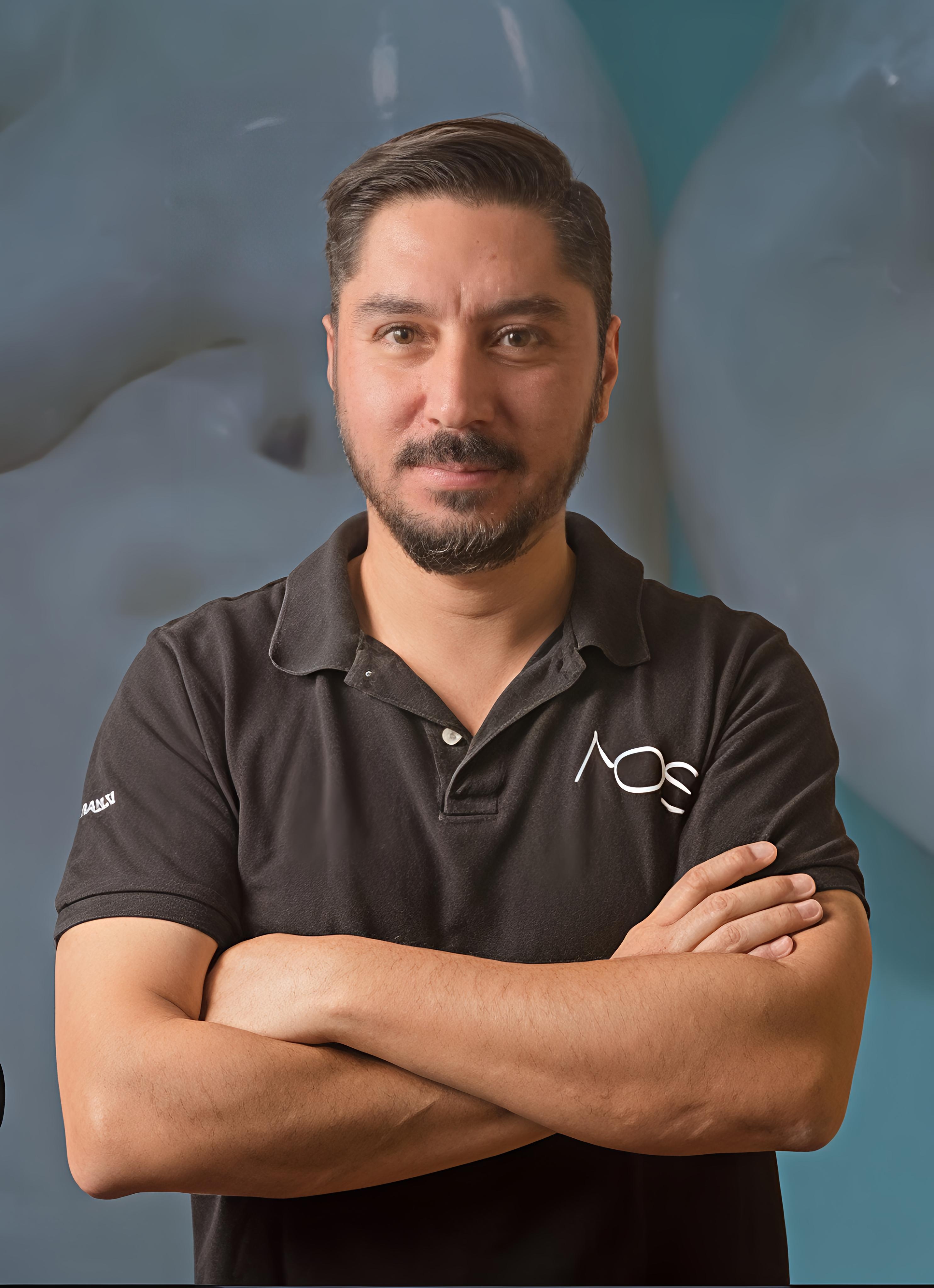 Dr. Jorge Aravena
